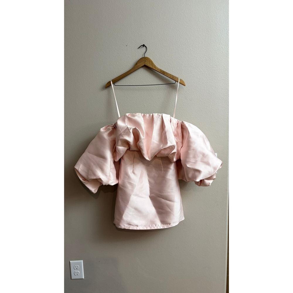 Selfie Leslie Dream Time Dress S Pink Satin Off Shoulder Puff Sleeve Pleated